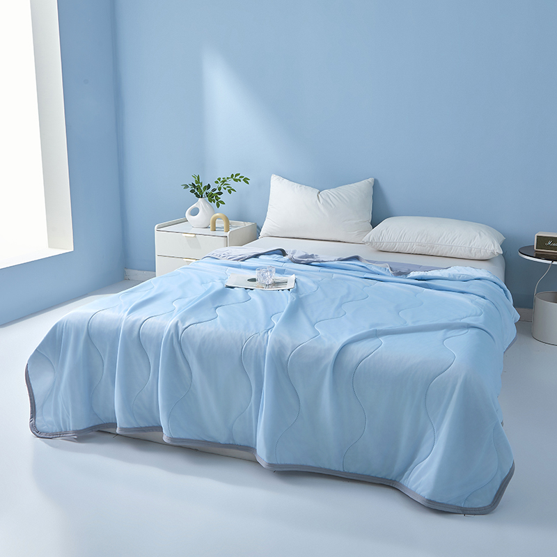Coperta Rinfrescante Cozy Cool - Cooling Blanket Hot Sleepers recensione e prezzo