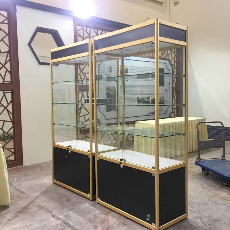 Vetrina in vetro per centri co - Lighting recensione e prezzo