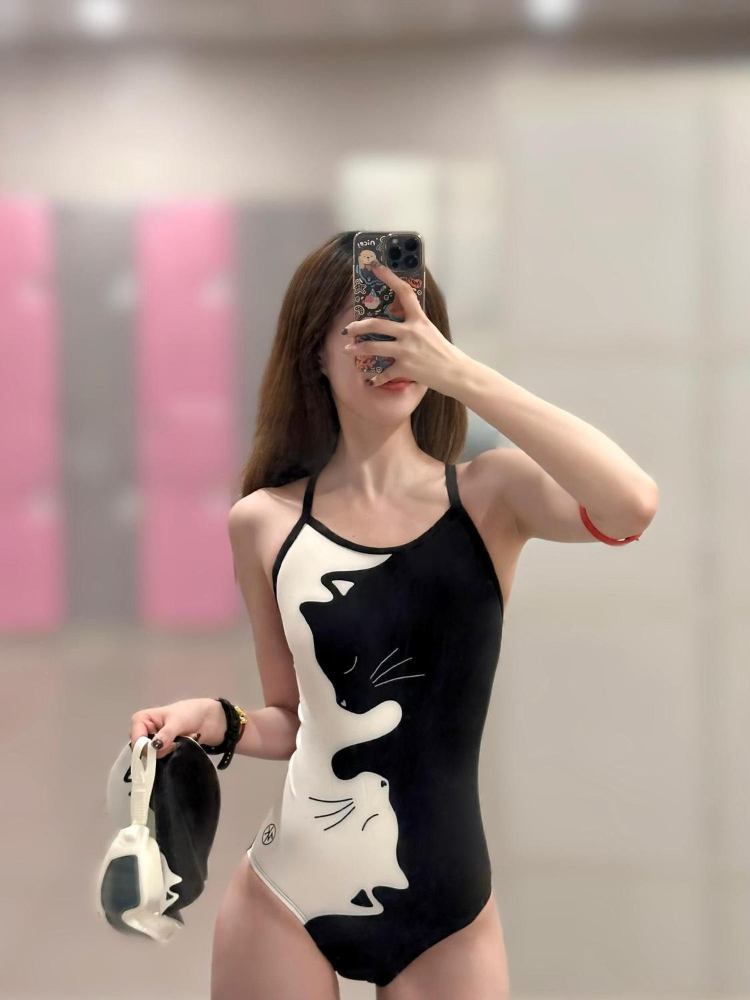 Costume da bagno intero da don - Bath recensione e prezzo